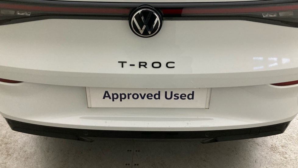 Volkswagen T-Roc 1.5 eTSI 150 R-Line 5dr DSG Petrol Hatchback - Image 40