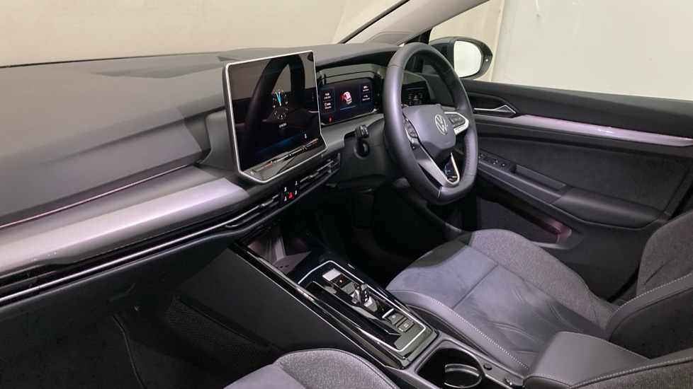 Volkswagen Golf 1.5 TSI 204 Match eHybrid 5dr DSG Hatchback - Image 2