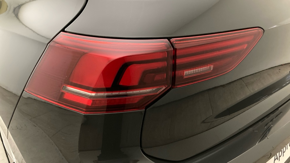 Volkswagen Golf 1.5 TSI 204 Match eHybrid 5dr DSG Hatchback - Image 24