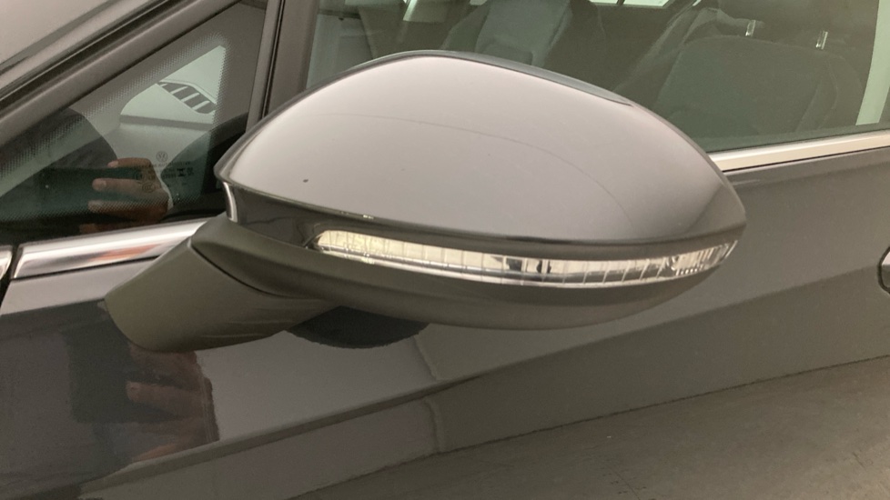 Volkswagen Golf 1.5 TSI 204 Match eHybrid 5dr DSG Hatchback - Image 30