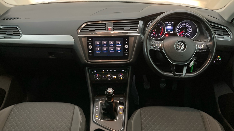 Volkswagen Tiguan 1.4 TSi 125 SE Nav 5dr Petrol Estate - Image 9