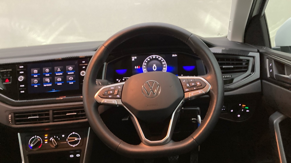 Volkswagen Polo 1.0 TSI Life 5dr Petrol Hatchback - Image 10