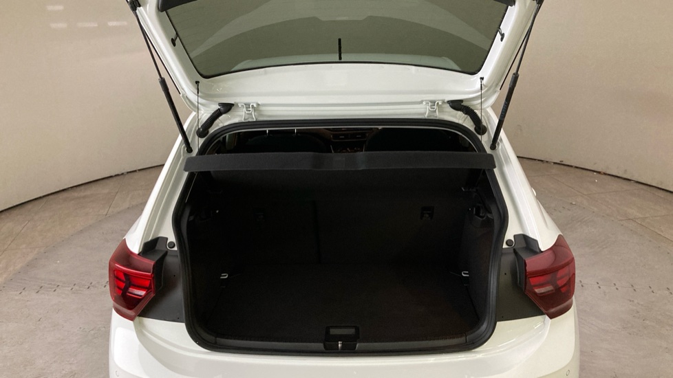 Volkswagen Polo 1.0 TSI Life 5dr Petrol Hatchback - Image 20