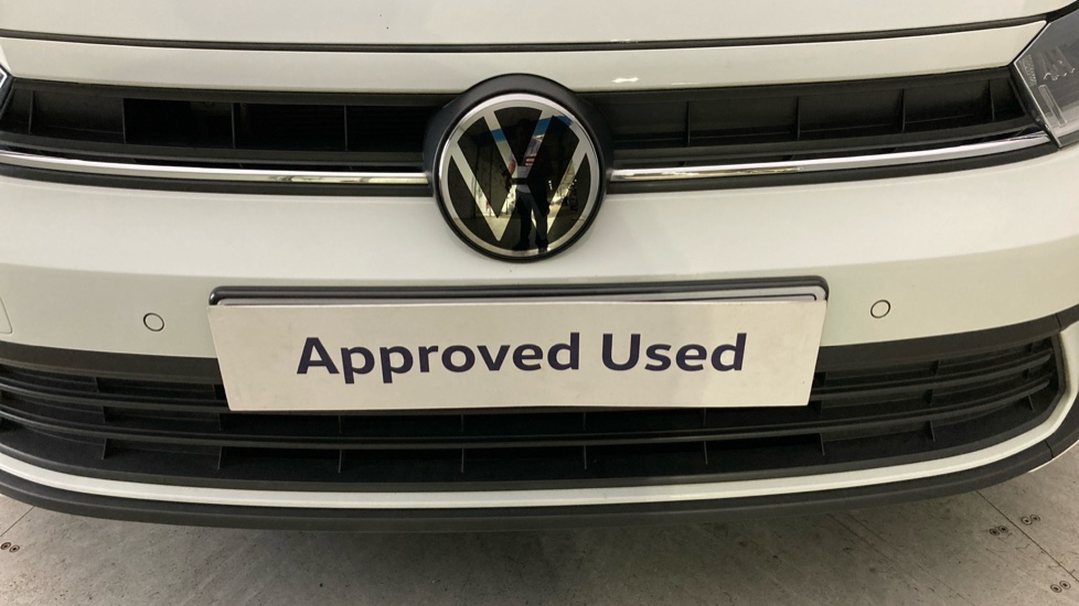 Volkswagen Polo 1.0 TSI Life 5dr Petrol Hatchback - Image 23