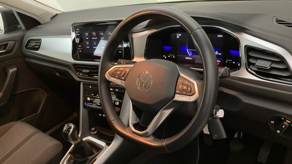 Volkswagen T-Roc 1.0 TSI Life 5dr Petrol Hatchback - Image 6