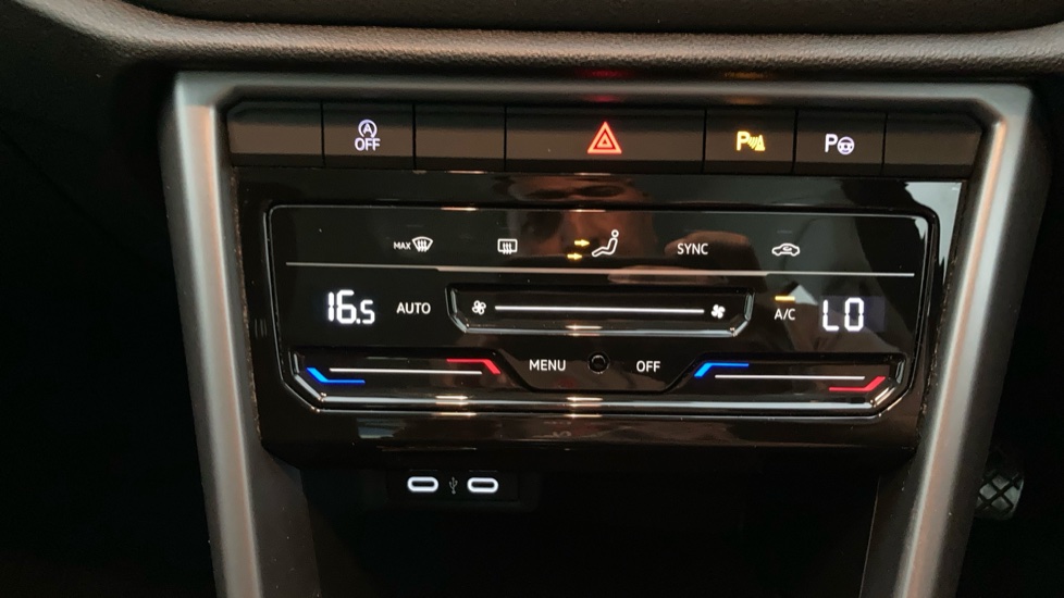 Volkswagen T-Roc 1.0 TSI Life 5dr Petrol Hatchback - Image 13
