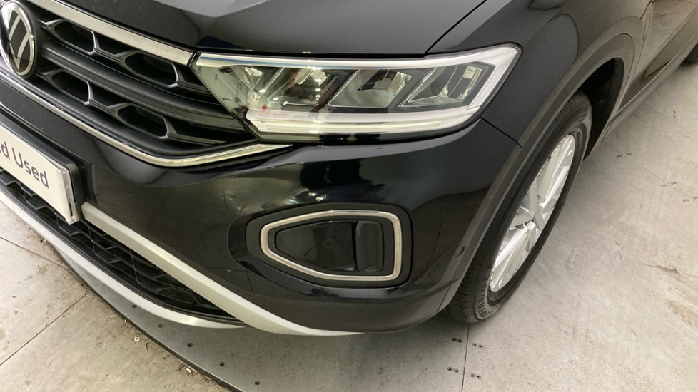 Volkswagen T-Roc 1.0 TSI Life 5dr Petrol Hatchback - Image 22