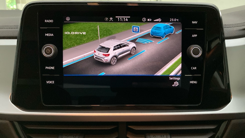 Volkswagen T-Roc 1.0 TSI Life 5dr Petrol Hatchback - Image 35