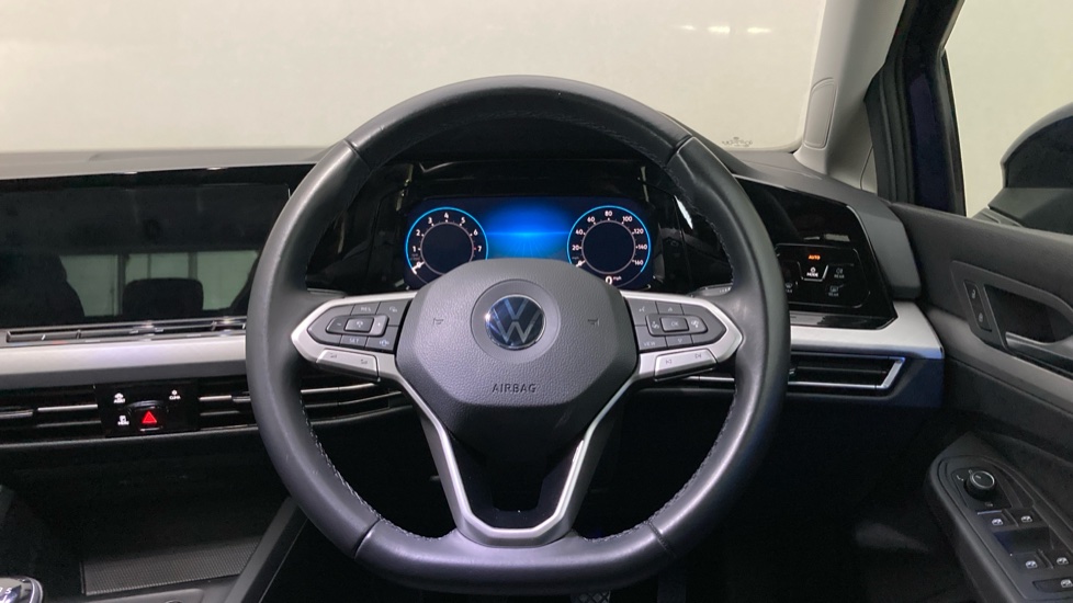 Volkswagen Golf 1.5 TSI Life 5dr Petrol Hatchback - Image 10