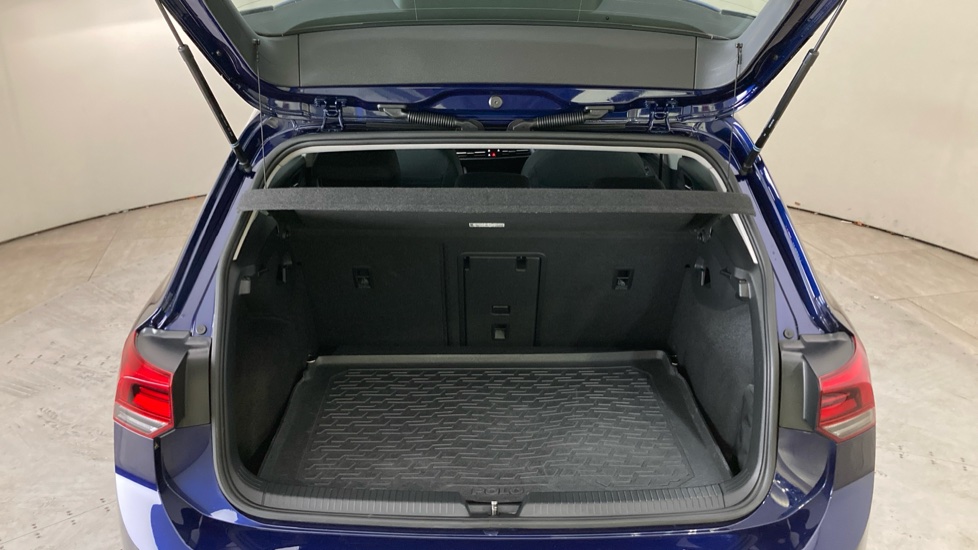 Volkswagen Golf 1.5 TSI Life 5dr Petrol Hatchback - Image 20