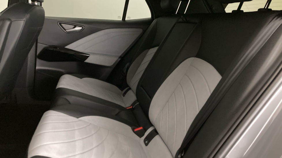 Volkswagen ID.3 150kW Match Pro S 77kWh 5dr Auto Electric Hatchback - Image 16