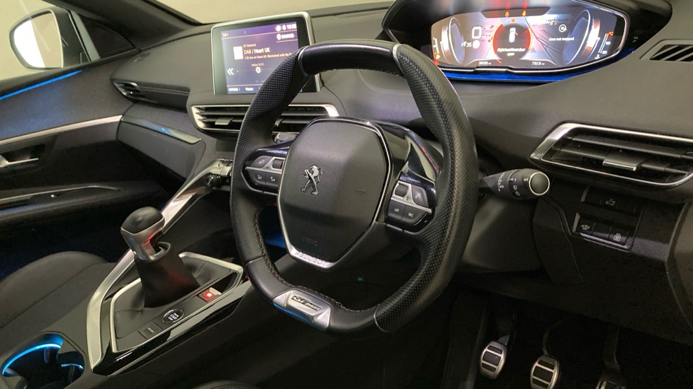 Peugeot 3008 1.5 BlueHDi GT Line Premium 5dr Diesel Estate - Image 6