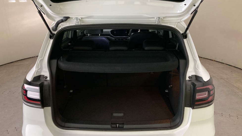 Volkswagen T-Cross 1.0 TSI 110 R-Line 5dr Petrol Estate - Image 20