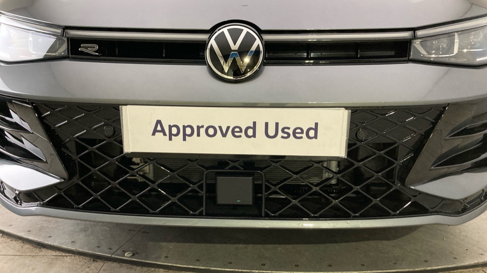 Volkswagen Passat 1.5 eTSI R-Line 5dr DSG Petrol Estate - Image 37