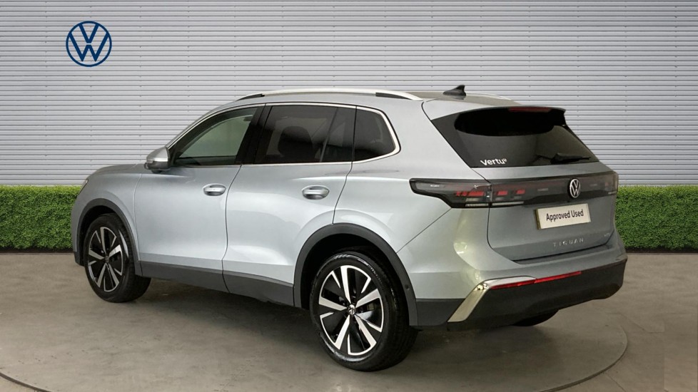 Volkswagen Tiguan 1.5 eTSI 150 Elegance 5dr DSG Petrol Estate - Image 3