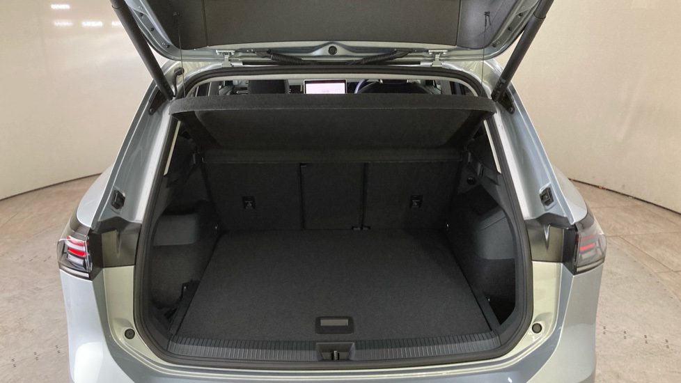 Volkswagen Tiguan 1.5 eTSI 150 Elegance 5dr DSG Petrol Estate - Image 20