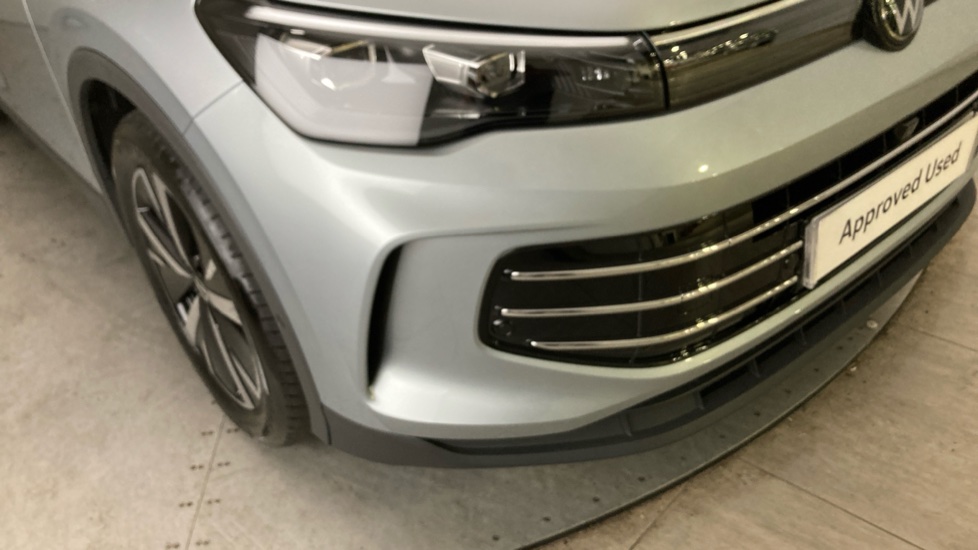 Volkswagen Tiguan 1.5 eTSI 150 Elegance 5dr DSG Petrol Estate - Image 31