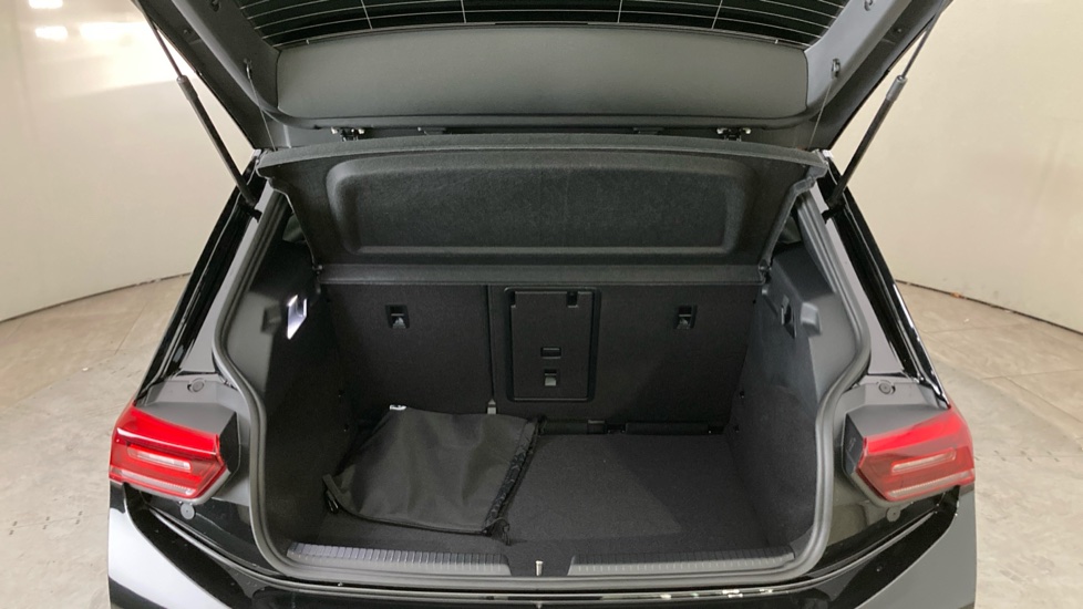 Volkswagen ID.3 150kW Match Pro 59kWh 5dr Auto Electric Hatchback - Image 20