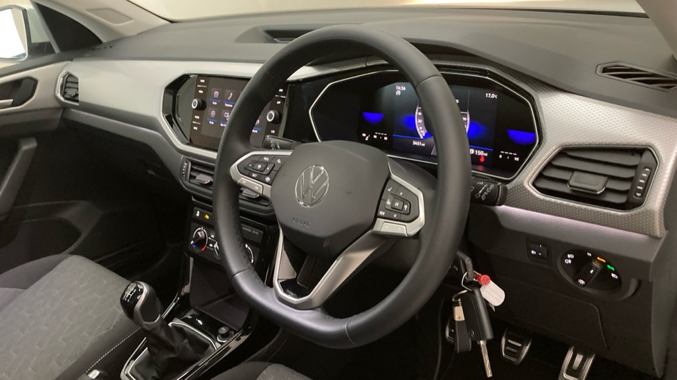 Volkswagen T-Cross 1.0 TSI 110 Move 5dr Petrol Estate - Image 6