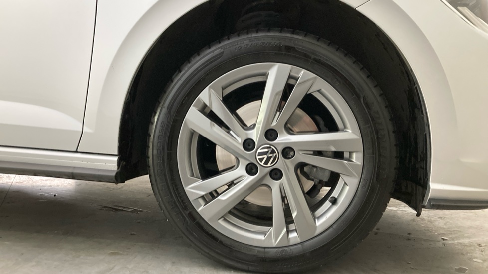 Volkswagen Polo 1.0 TSI 115 R-Line 5dr DSG Petrol Hatchback - Image 5