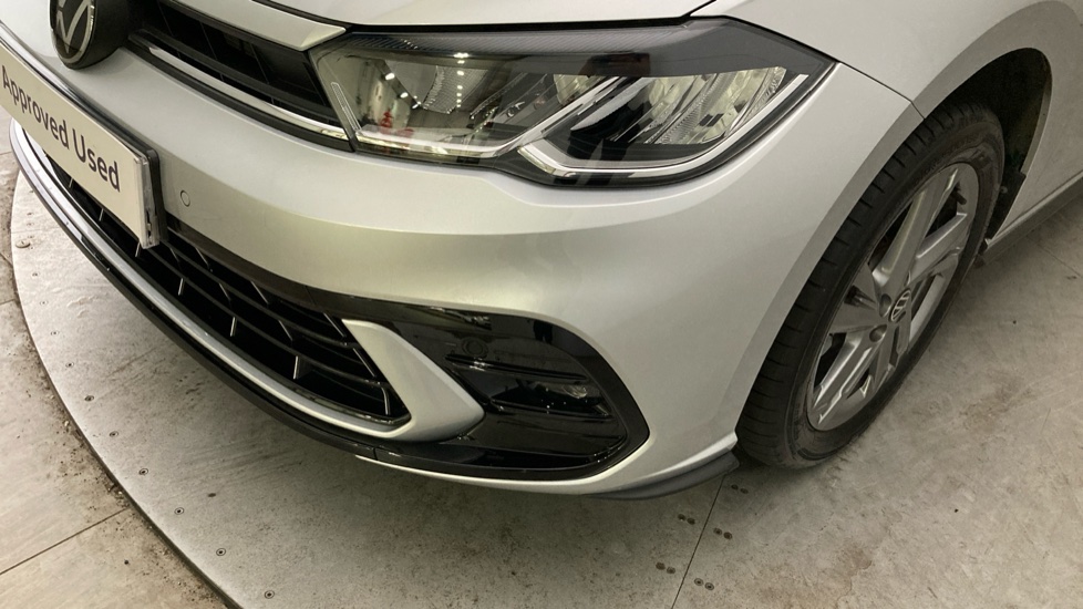 Volkswagen Polo 1.0 TSI 115 R-Line 5dr DSG Petrol Hatchback - Image 35