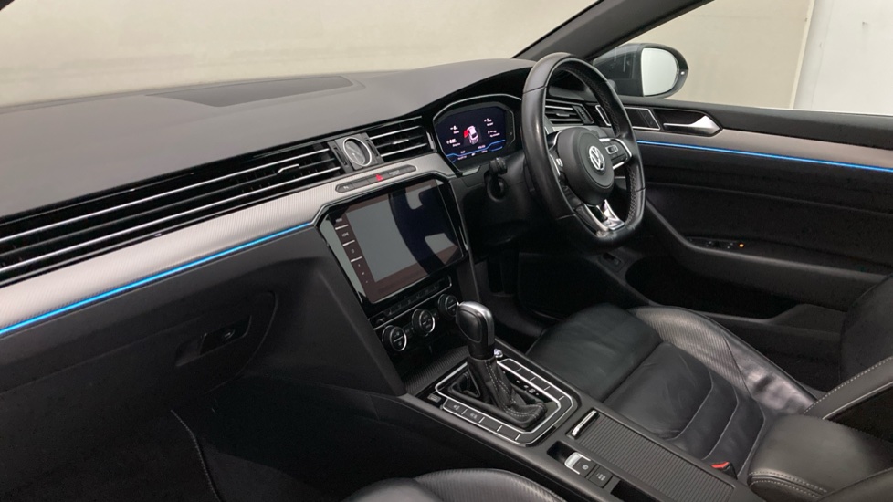 Volkswagen Arteon 2.0 TDI EVO SCR R-Line 5dr DSG Diesel Hatchback - Image 2