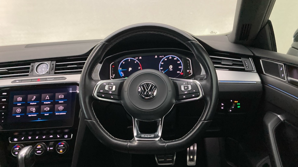 Volkswagen Arteon 2.0 TDI EVO SCR R-Line 5dr DSG Diesel Hatchback - Image 10