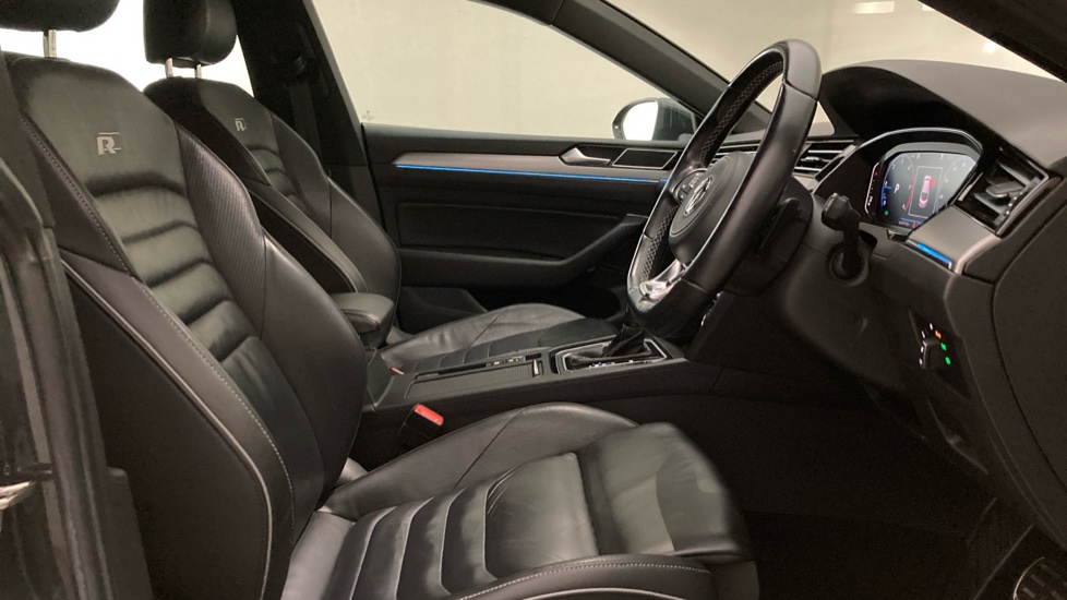 Volkswagen Arteon 2.0 TDI EVO SCR R-Line 5dr DSG Diesel Hatchback - Image 15