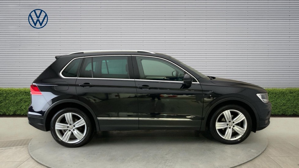 Volkswagen Tiguan 1.5 TSi EVO 150 Match 5dr Petrol Estate - Image 4