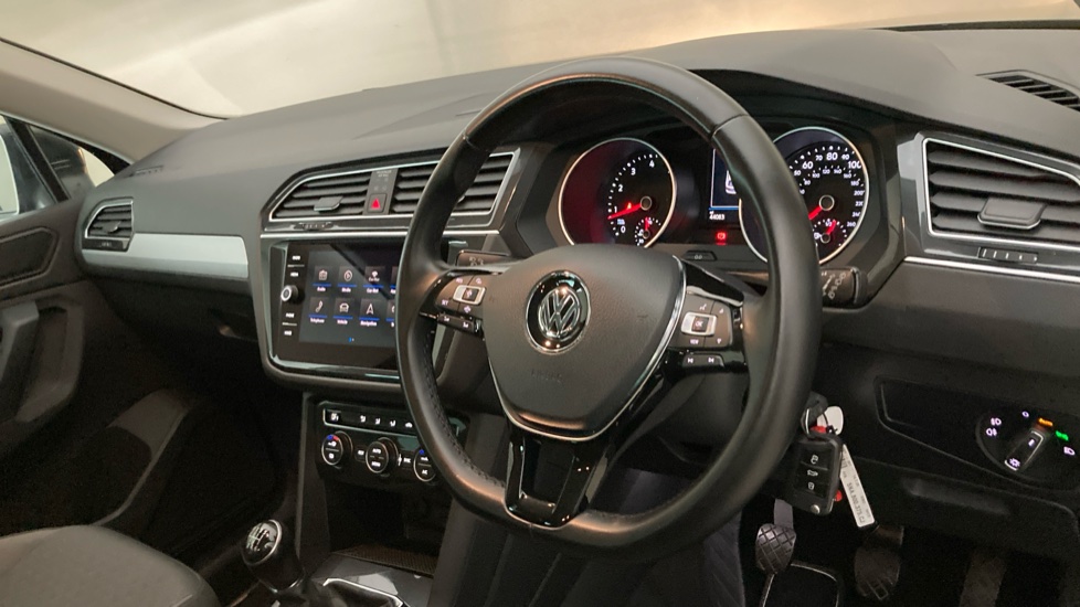 Volkswagen Tiguan 1.5 TSi EVO 150 Match 5dr Petrol Estate - Image 6