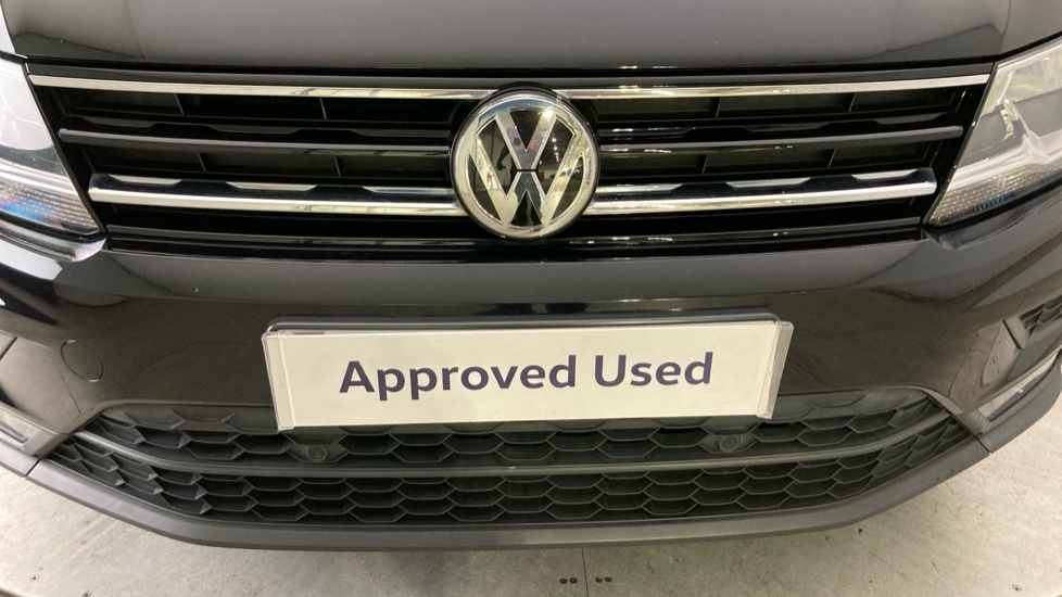 Volkswagen Tiguan 1.5 TSi EVO 150 Match 5dr Petrol Estate - Image 23