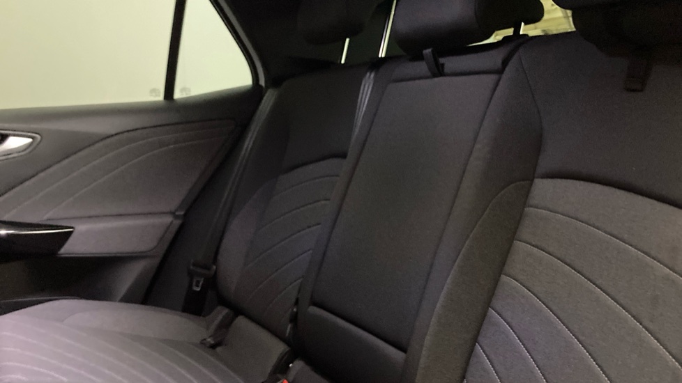Volkswagen ID.3 150kW Match Pro 59kWh 5dr Auto Electric Hatchback - Image 16