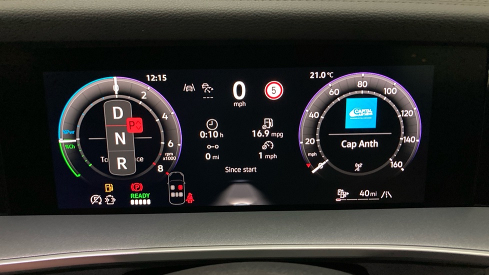 Volkswagen Tayron 1.5 TSI eHybrid R-Line 5dr DSG6 Estate - Image 11