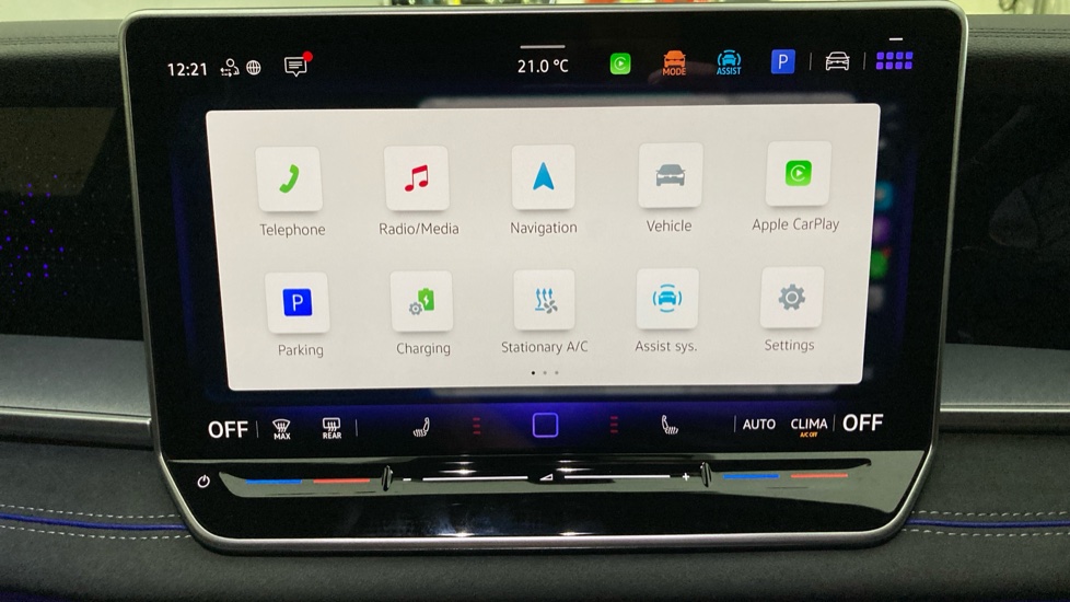 Volkswagen Tayron 1.5 TSI eHybrid R-Line 5dr DSG6 Estate - Image 24