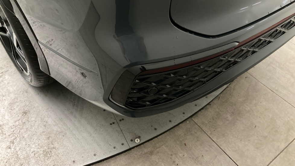 Volkswagen Tayron 1.5 TSI eHybrid R-Line 5dr DSG6 Estate - Image 37