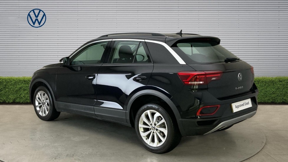 Volkswagen T-Roc 1.5 TSI Life 5dr Petrol Hatchback - Image 3