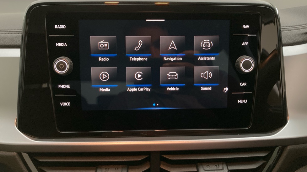 Volkswagen T-Roc 1.5 TSI Life 5dr Petrol Hatchback - Image 33