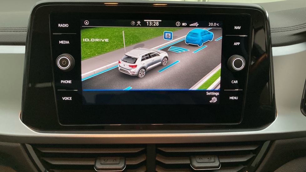Volkswagen T-Roc 1.5 TSI Life 5dr Petrol Hatchback - Image 35