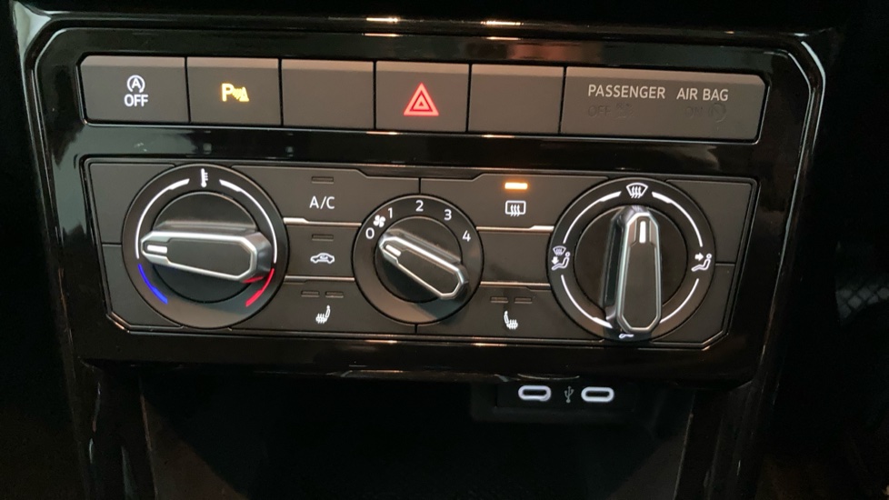 Volkswagen T-Cross 1.0 TSI Black Edition 5dr Petrol Estate - Image 13