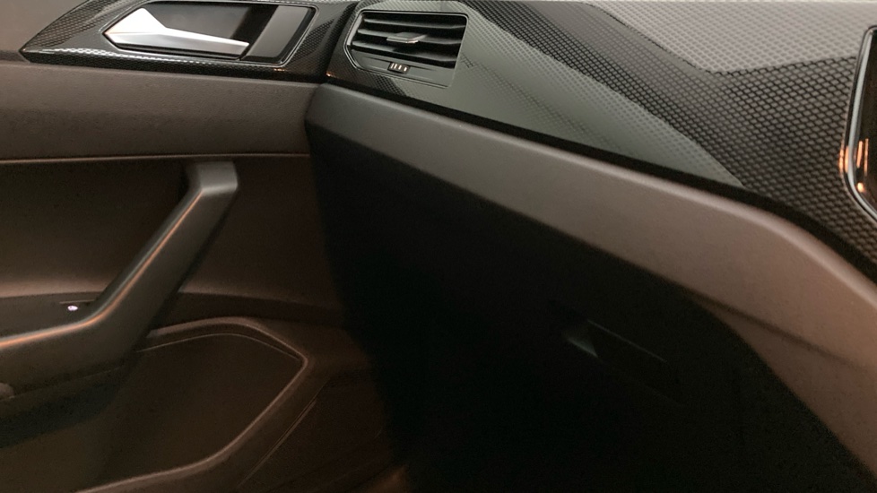 Volkswagen Polo 1.0 Life 5dr Petrol Hatchback - Image 30