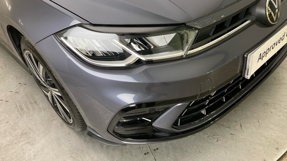 Volkswagen Polo 1.0 TSI 115 R-Line 5dr DSG Petrol Hatchback - Image 21