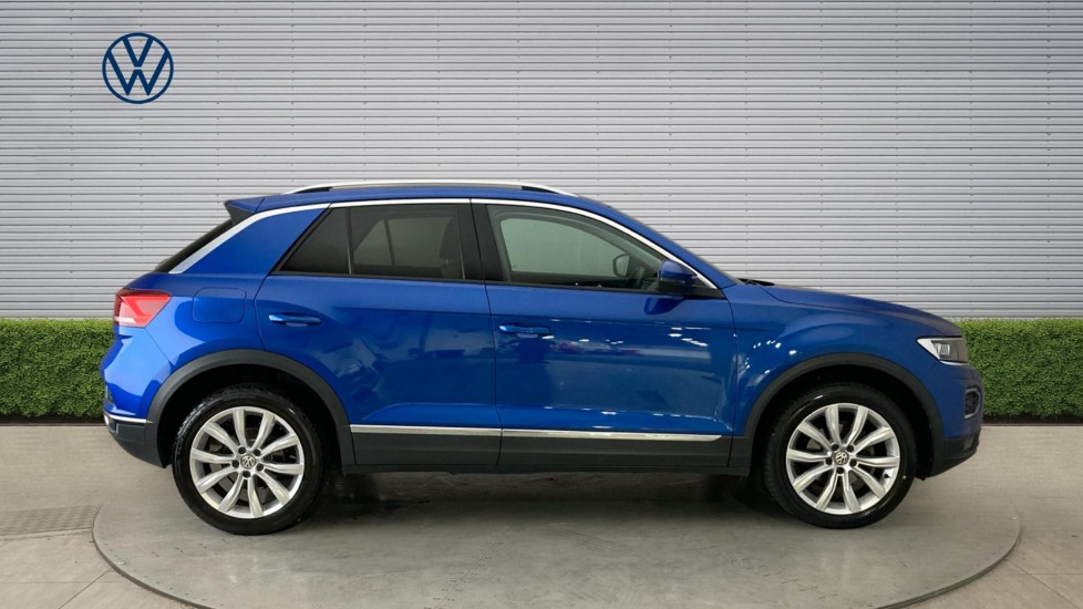 Volkswagen T-Roc 1.5 TSI EVO SEL 5dr DSG Petrol Hatchback - Image 4