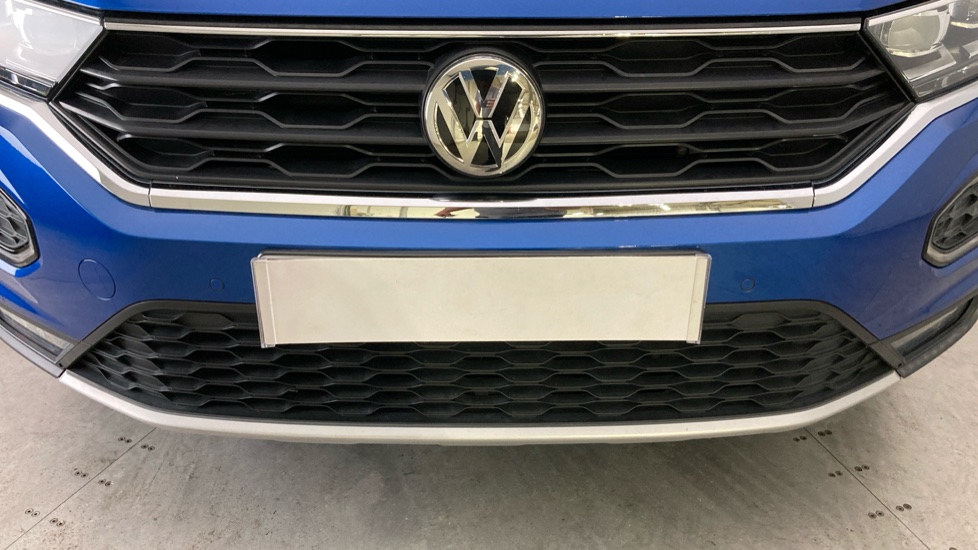 Volkswagen T-Roc 1.5 TSI EVO SEL 5dr DSG Petrol Hatchback - Image 34