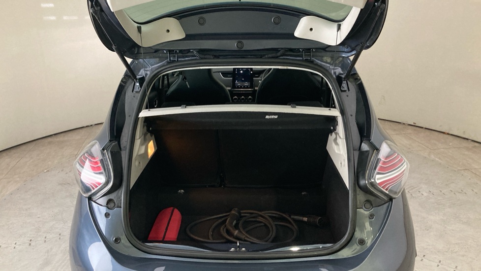 Renault Zoe 100kW i GT Line R135 50kWh 5dr Auto Electric Hatchback - Image 20