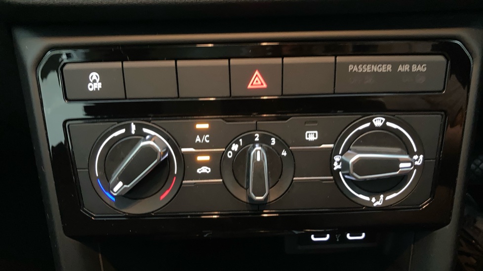 Volkswagen T-Cross 1.0 TSI SE 5dr Petrol Estate - Image 13
