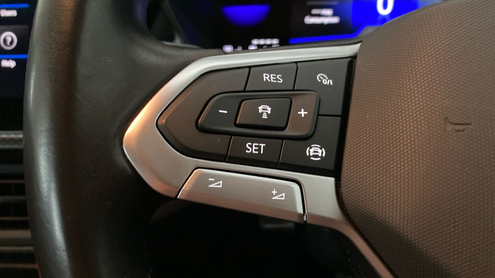 Volkswagen T-Cross 1.0 TSI SE 5dr Petrol Estate - Image 17