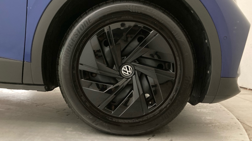 Volkswagen ID.4 109kW Life Pure 52kWh 5dr Auto [110kW Ch] Electric Estate - Image 5