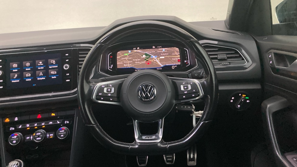 Volkswagen T-Roc 1.6 TDI R-Line 5dr Diesel Hatchback - Image 10