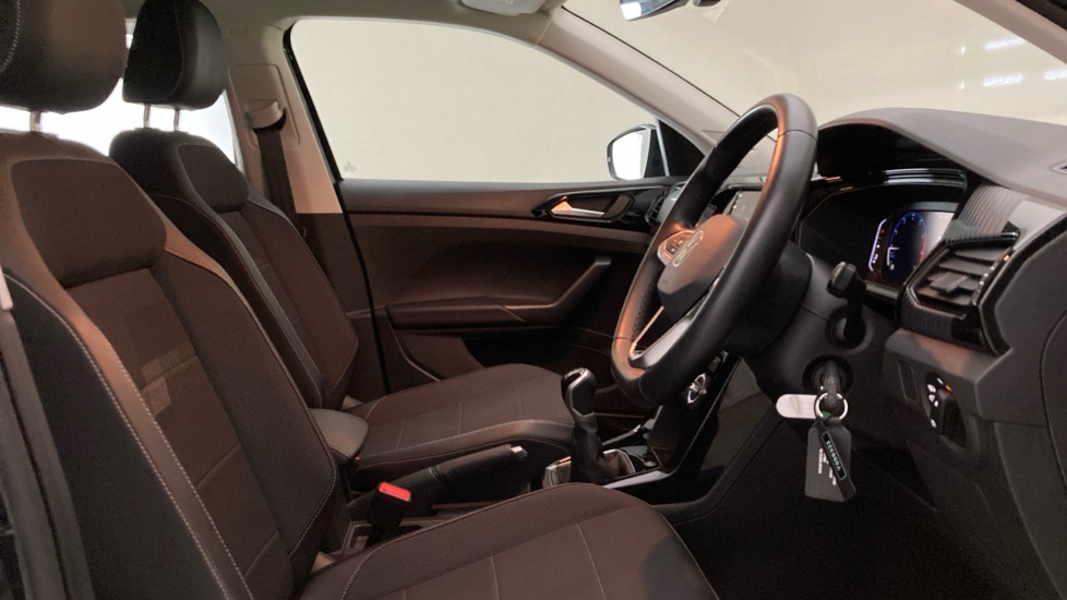 Volkswagen T-Cross 1.0 TSI 110 Black Edition 5dr Petrol Estate - Image 15