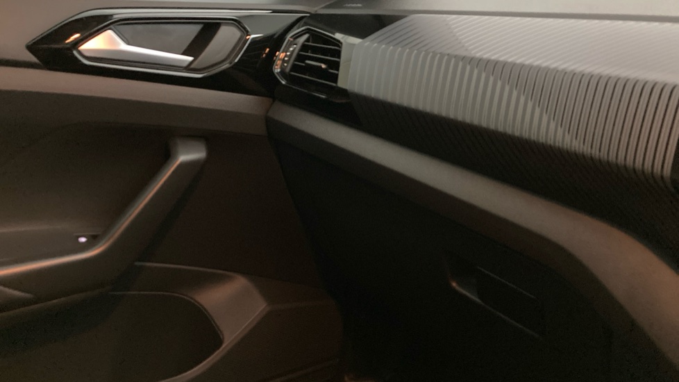 Volkswagen T-Cross 1.0 TSI 110 Black Edition 5dr Petrol Estate - Image 31